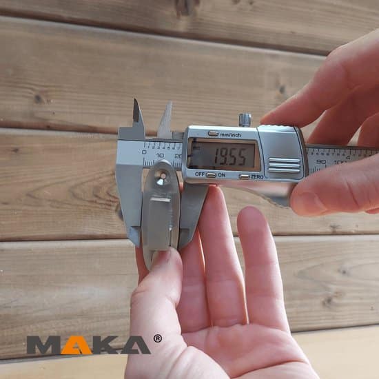 MAKA Digitale Schuifmaat 150mm - Rvs - Extra batterijen - Opbergcase - Afbeelding 4