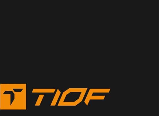 TIOF Professionele Digitale Schuifmaat met Opbergcase – Incl. 2 Extra Batterijen + NL Handleiding – 150 mm – LCD – RVS - Afbeelding 2