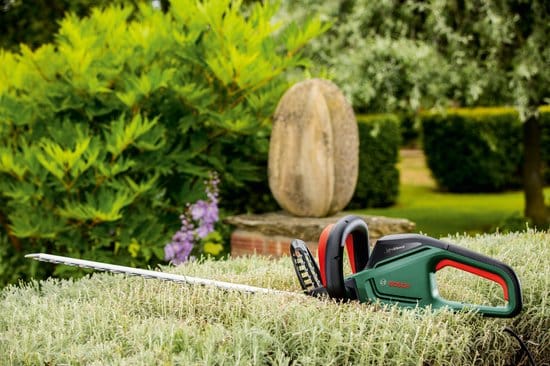 Bosch UniversalHedgeCut 60 Heggenschaar - op snoer - lengte 60 cm - Afbeelding 5