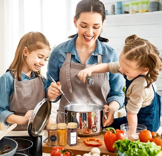 Soothe 36 Glazen Kruidenpotjes Vierkant met Bamboe Deksel – 2 Soorten Strooideksels – Kruidenstrooier – Compleet Pakket incl Kruidenpotjes... - Afbeelding 3