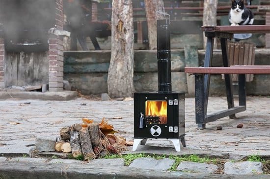 KMP02 Sabah Tiny Camping Houtskachel – Zwart– Outdoor- Draagbaar Kachel – Buitenoven Tentkachel – Mini houtkachel vrijstaand – Campingkachel -Met Schoorsteenpijpen – Compacte...